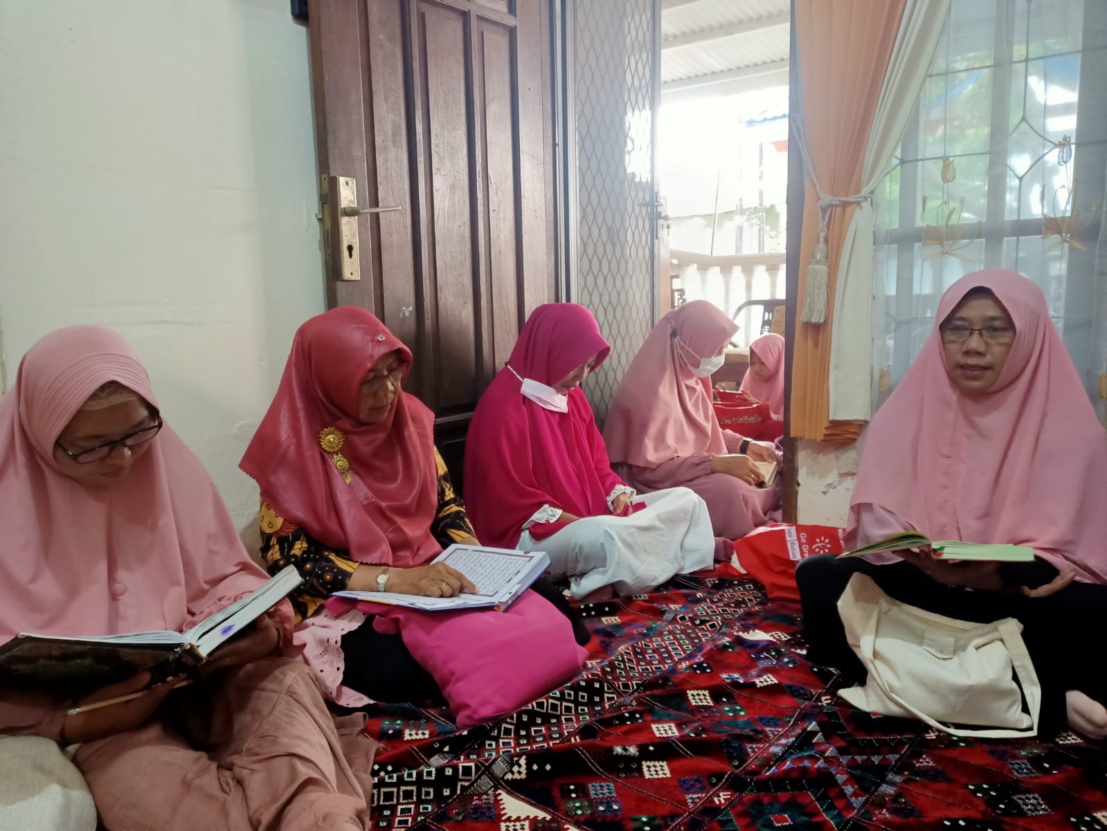 Semaan Al-Khafi Di Hari Jum'at